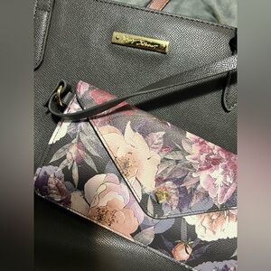 Brand new Betsey Johnson purse